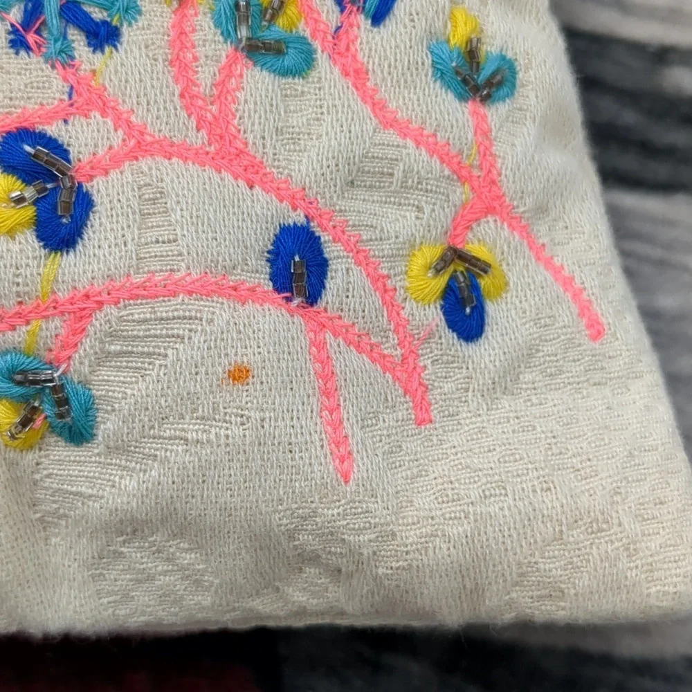 Embroidered Floral Clutch - Cream